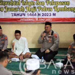 Kapolres Rembang Lepas 3 Anggota Polres Rembang Untuk Ibadah Haji