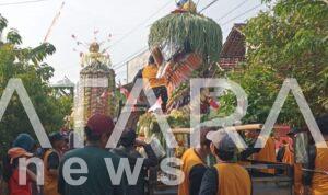 Prosesi Sedekah Bumi Desa Kedalingan Berlangsung Hikmat Dan Meriah 