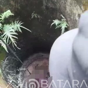 Geger warga Desa Puri Temukan Mayat Di Dalam Sumur Tua Keadaan Sudah Mulai membusuk