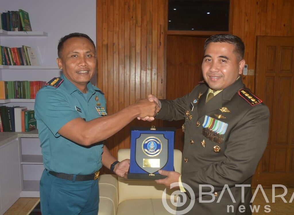 Danrem 071/Wijayakusuma Terima Kunjungan Danlanal Cilacap    