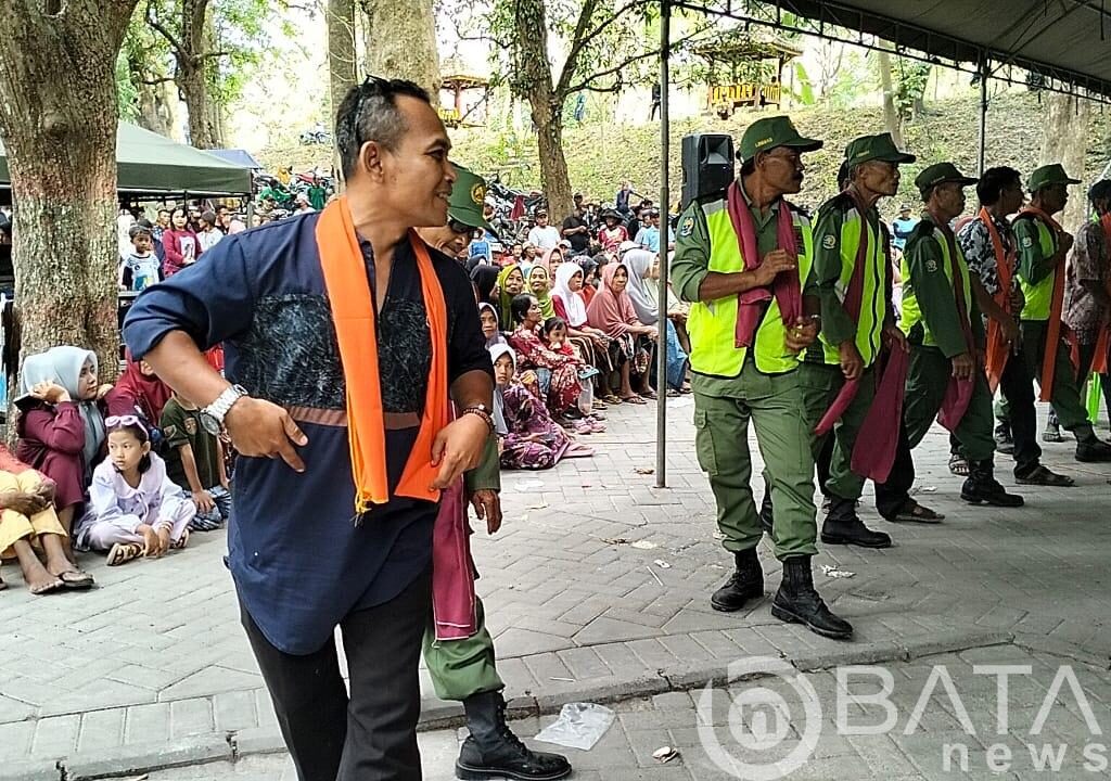 Meriahnya Ritual Sedekah Bumi Desa Ngunut Bojonegoro Di iringan Gending Waranggono