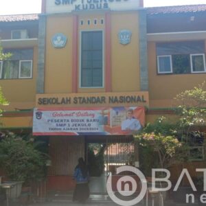 #Gubernur Jateng Ganjar Pranowo: Tolong Sikat Dugaan Pungli Di SMP 1 Jekulo Kudus Dan Diduga Masih Banyak Disekolahkan Lainya