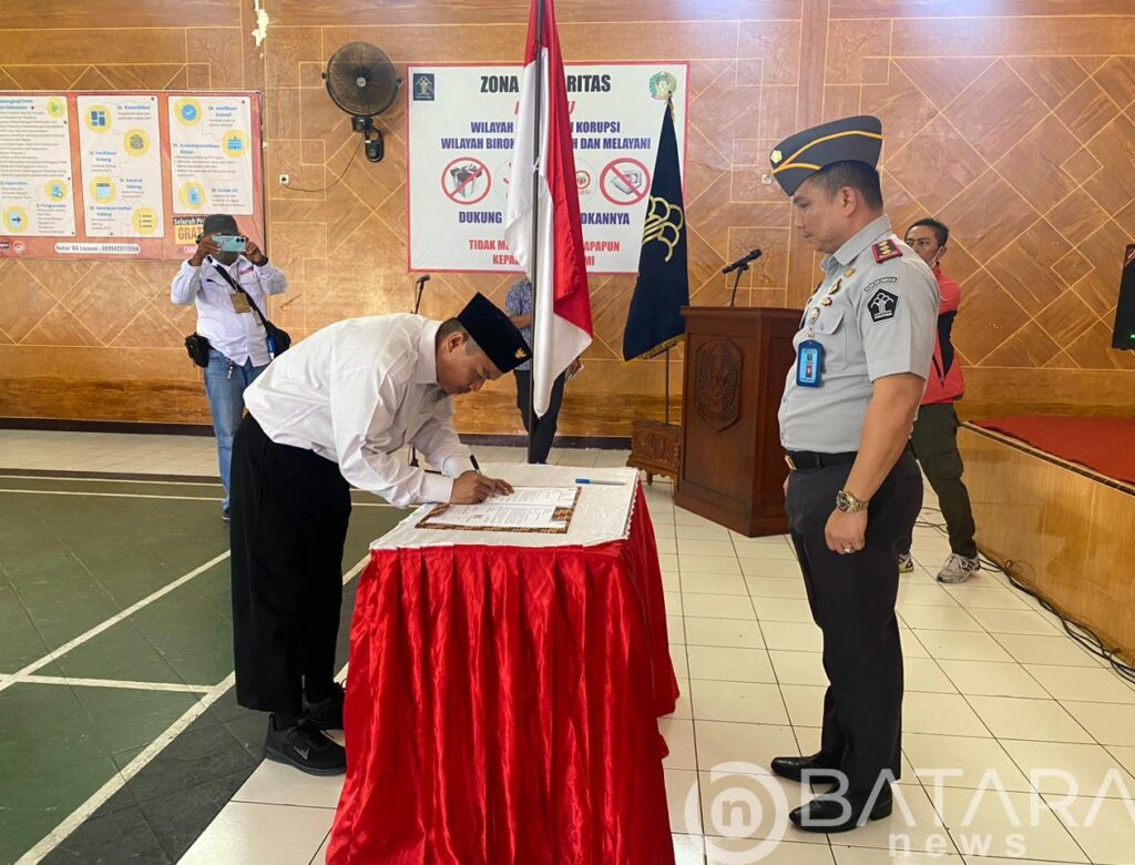 Warga Binaan Terorisme di Lapas Kelas IIA Bojonegoro Nyatakan Ikrar Setia kepada NKRI