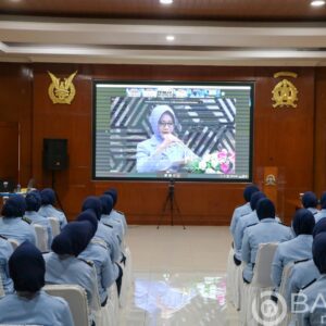 Wara Koharmatau mengikuti Pembekalan Ibu Winayadhati Kanya Sena 