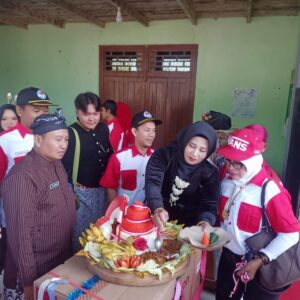 Peringati HUT Ri ke -78 Desa Baturejo Meriahkan Dengan Acara Karnaval Dan Dihadiri Oleh Calon DPR-RI 