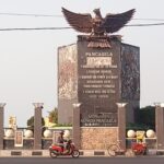 Sila Ke-1 Ke Tuhanan Yang Maha Esa, Di Tugu Pancasila Kota Tuban Hilang. Moral Nasionalisme Pejabat Setempat Dipertanyakan
