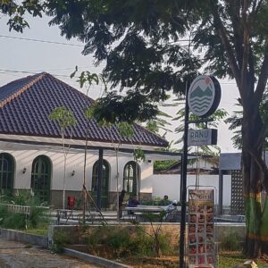 Nekat Curi iPhone dan Uang Di Ranu Cafe Rembang, Pemuda Asal Ngajuk Kini Mendekam Di Polres Rembang