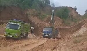 Ancaman Tutup Paksa Galian C ilegal Oleh Kasat Reskrim Rembang Tak Dihiraukan Oleh Penambang Satu Ini, Buktinya Masih Beroperasi 