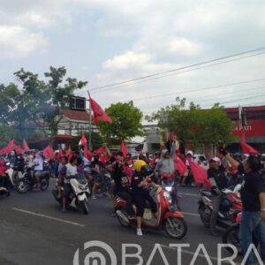 Siapa Yang Mengkordinir Ratusan Masa Bermotor Brong,, membawa Atribut Partai Berlogo Banteng, Ganggu Safari Politik Kaesang Di Pati