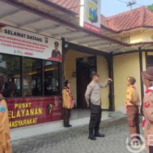 Satuan karya Bhayangkara Polsek Sumberrejo Bojonegoro Laksanakan Aksi longmarch,Dalam pengesahan anggota Baru