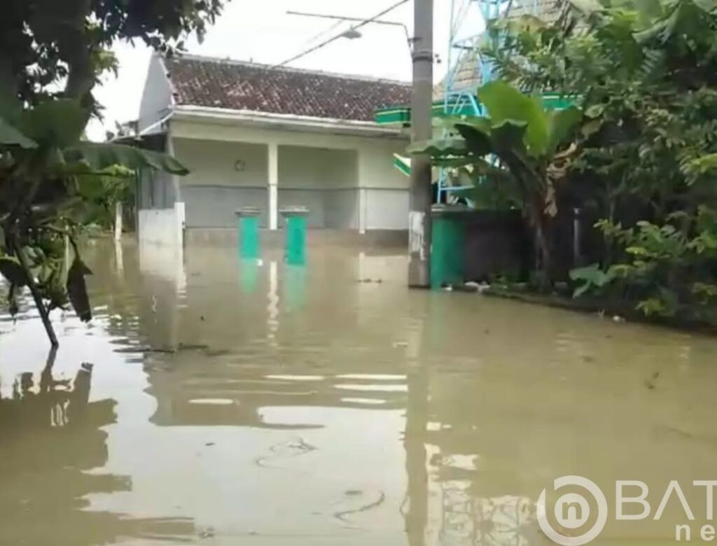 Banjir Landa Kalisari Bojonegoro, Warga Satu Perdukuhan Lumpuh Tak Dapat Beraktifitas