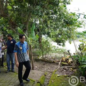 Air Sungai Bengawan Solo Menggila Rusak Rumah Warga, PJ Bupati Bojonegoro Langsung Hanting Ke TKP