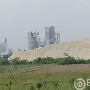 Aktifitas Pabrik Pembakaran Batu Kapur Di Tuban Ancam Nasib Petani