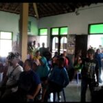 Oknum Pemdes Kosekan Ketahuan Berbuat Bejat Dan Di Demo Oleh Warganya Untuk Dicopot Dari Jabatannya, Apakah Cukup Hanya Diberhentikan sementara?