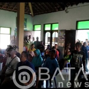 Oknum Pemdes Kosekan Ketahuan Berbuat Bejat Dan Di Demo Oleh Warganya Untuk Dicopot Dari Jabatannya, Apakah Cukup Hanya Diberhentikan sementara?