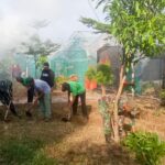 Dukung Pencanangan BBGRM XXI, Babinsa Koramil Dander Bojonegoro Karya Bakti bersama Masyarakat