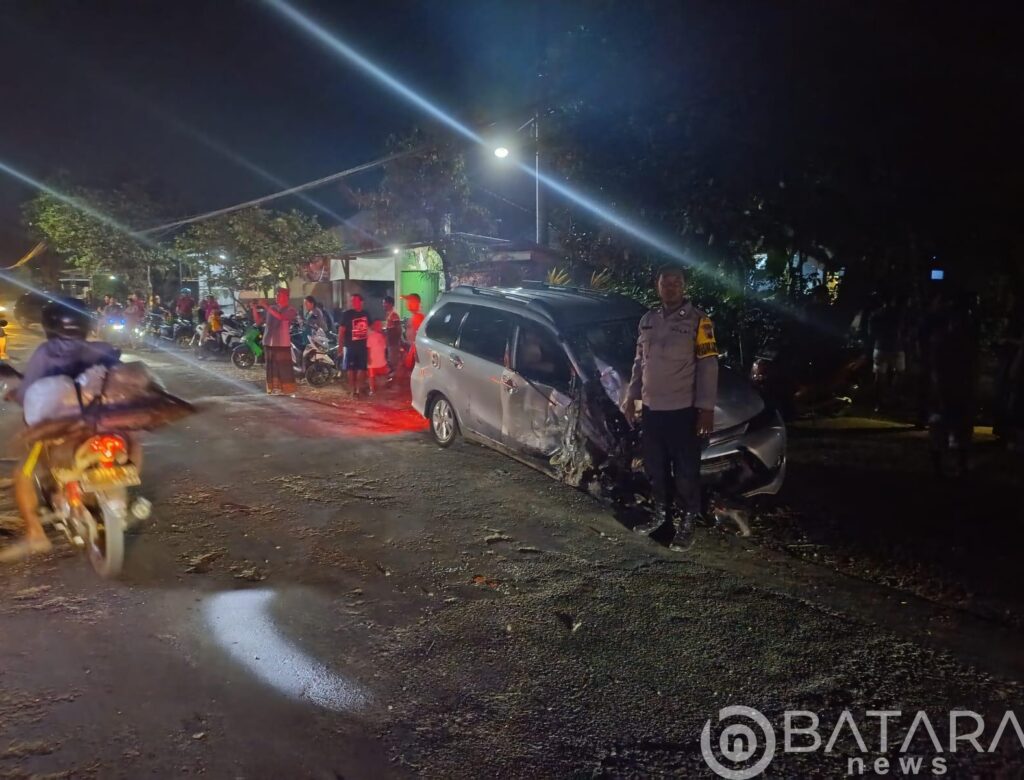 Kecelakaan Di Jalan Tayu Libatkan Dua mobil Dan Satu Sepeda Motor Beberapa Korban Luka-luka 