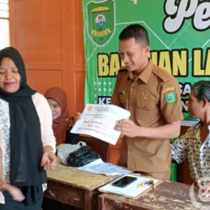Pemdes Salurkan Bantuan Langsung Tunai Tahap l Tahun 2024 Desa Suka Ramai.