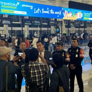 Tangani Kendala Sistem Perlintasan Bandara Soetta, Imigrasi Tambah Personel