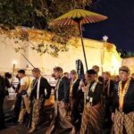 Putra Mahkota Kraton Surakarta Pimpin Kirab Pusaka 1 Suro JE 1958