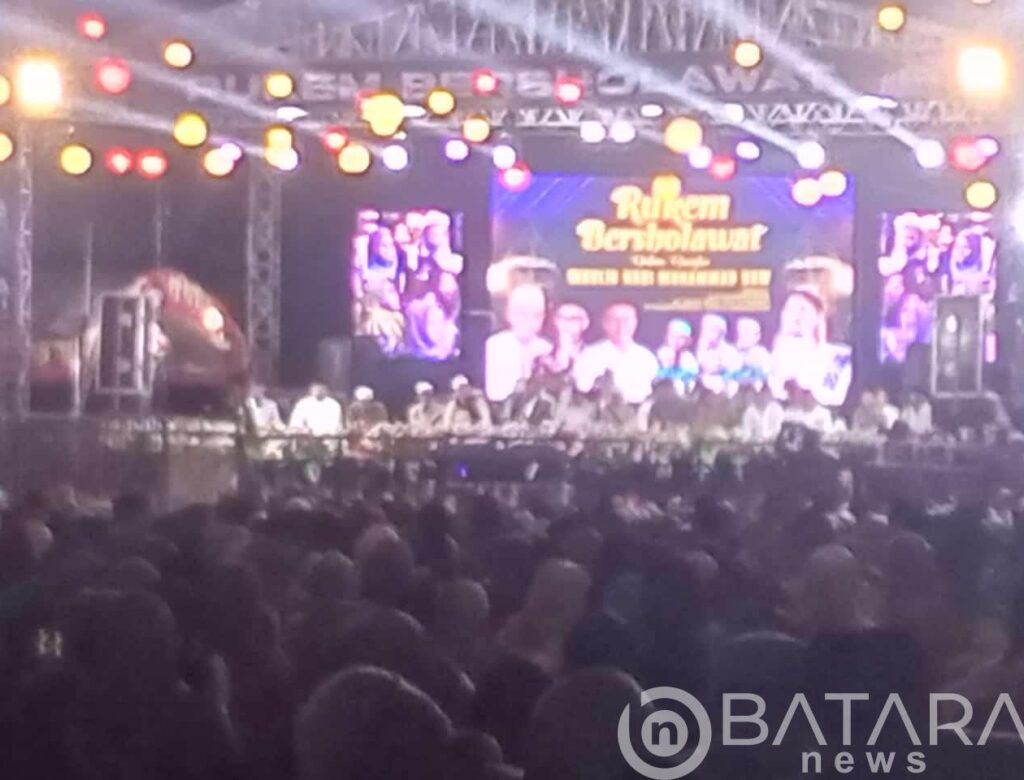 RUKEM BERSHOLAWAT DALAM RANGKA MEMPERINGATI MAULID NABI MUHAMMAD SAW 1446 H