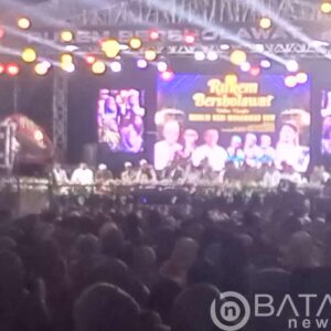 RUKEM BERSHOLAWAT DALAM RANGKA MEMPERINGATI MAULID NABI MUHAMMAD SAW 1446 H