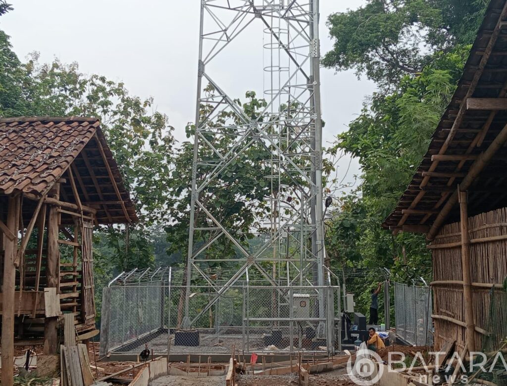 Melanggar Aturan, Tower Di Desa Ketanggan Diduga Tak Berizin