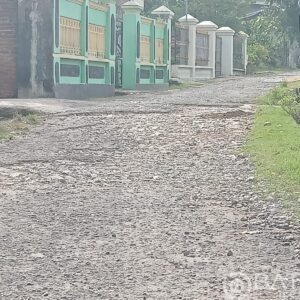 Warga Brabo Tunggulrejo keluhkan, Jalan Lingkungan Rusak Parah,Belum dapat perhatian Pemerintah