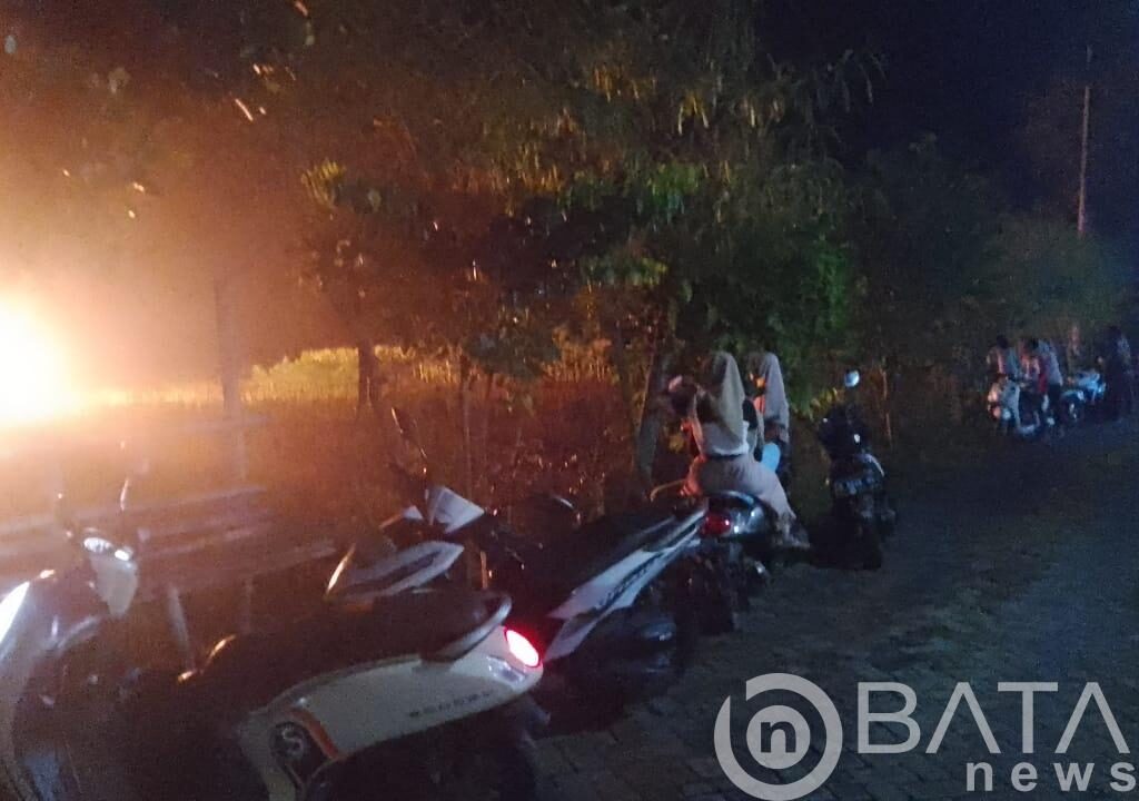 Viral,,,!!! Semburan Api Dari Perut Bumi Gegerkan Warga Klepek Bojonegoro