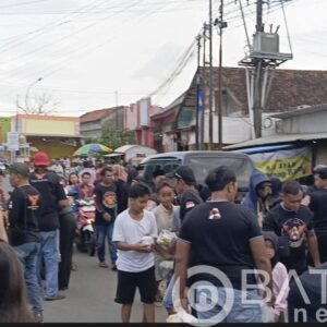 SQUAD NUSANTARA PAC Cluwak Kompak Bersama-sama Bagikan Takjil Dan Bukber