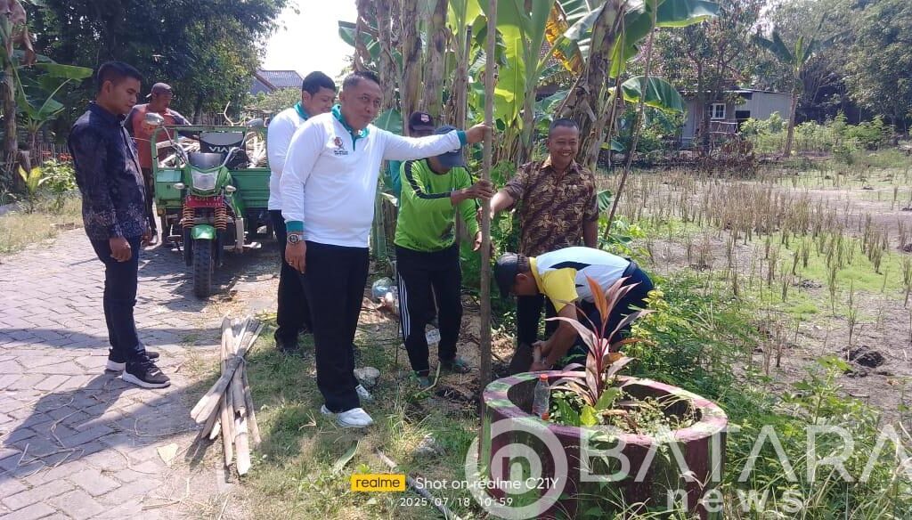 Ganti kompensasi: Pemdes Perindah estetika dan merawat lingkungan Tanam penghijauan