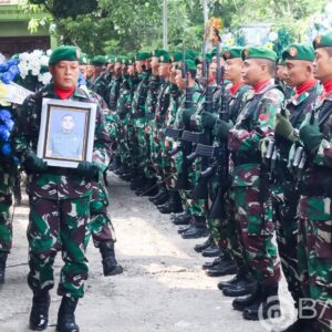 Kasdim 0813 Bojonegoro Pimpin Upacara Pemakaman Jenazah Babinsa Koramil Ngraho