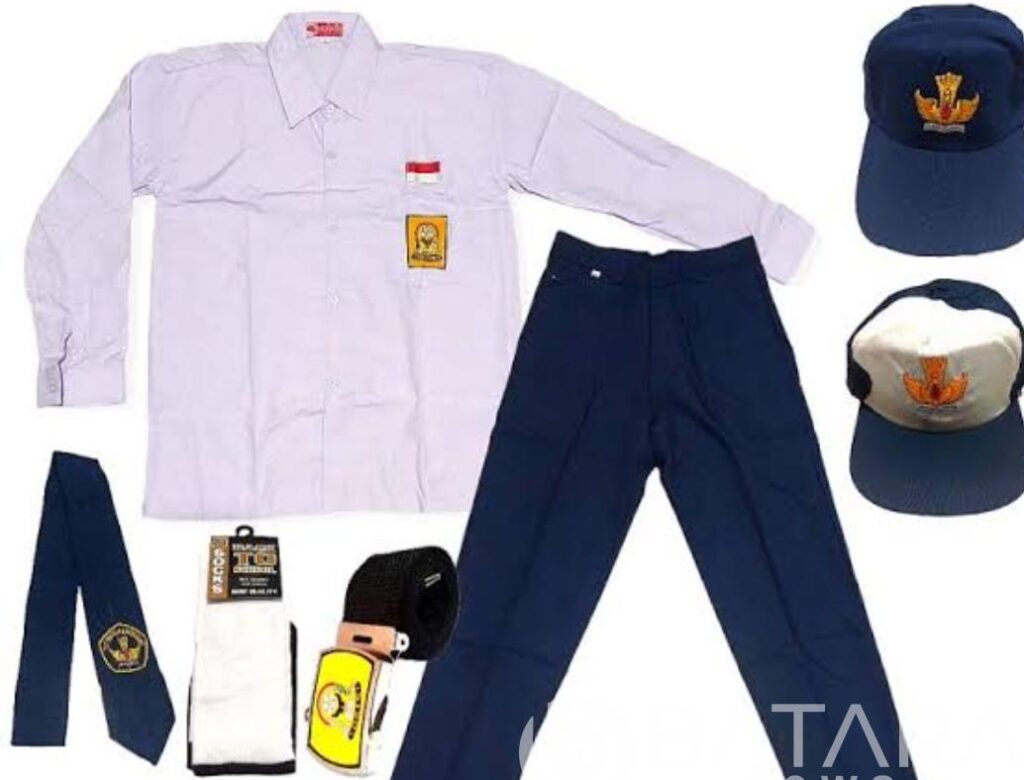 SMPN 2 Gabus Bantah Dugaan Jual Seragam Sekolah: “Kami Justru Bagikan Gratis” Apakah Benar-benar Gratis? 