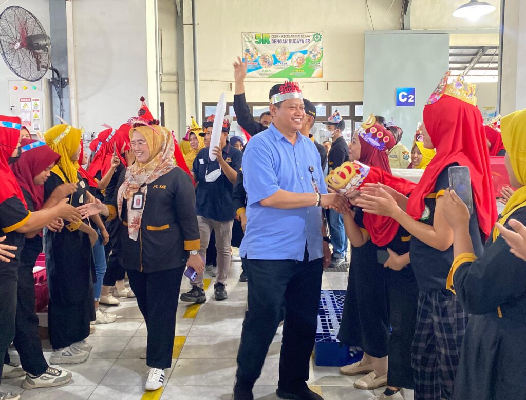 Surprise dan Ucapan Selamat Mengalir dalam Perayaan Ulang Tahun Dr.H Sriyadi Purnomo