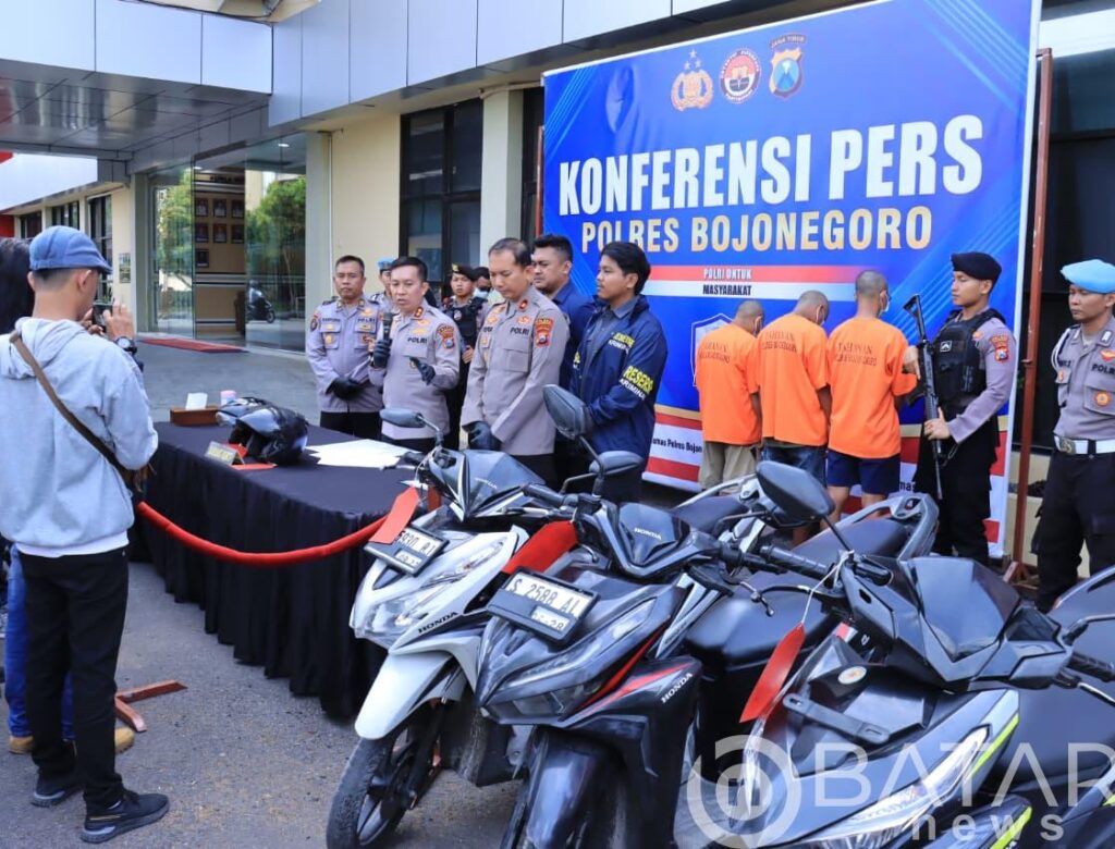 Polres Bojonegoro Tangkap 5 Tersangka Pencurian dan Penadahan