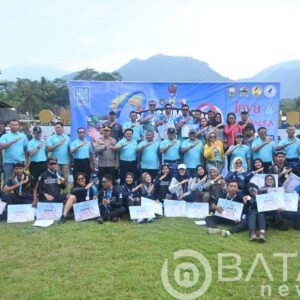 Komandan Lanud Adi Soemarmo Tutup Kejuaraan Internasional Paralayang Panglima TNI Dan Telomoyo Cup IX