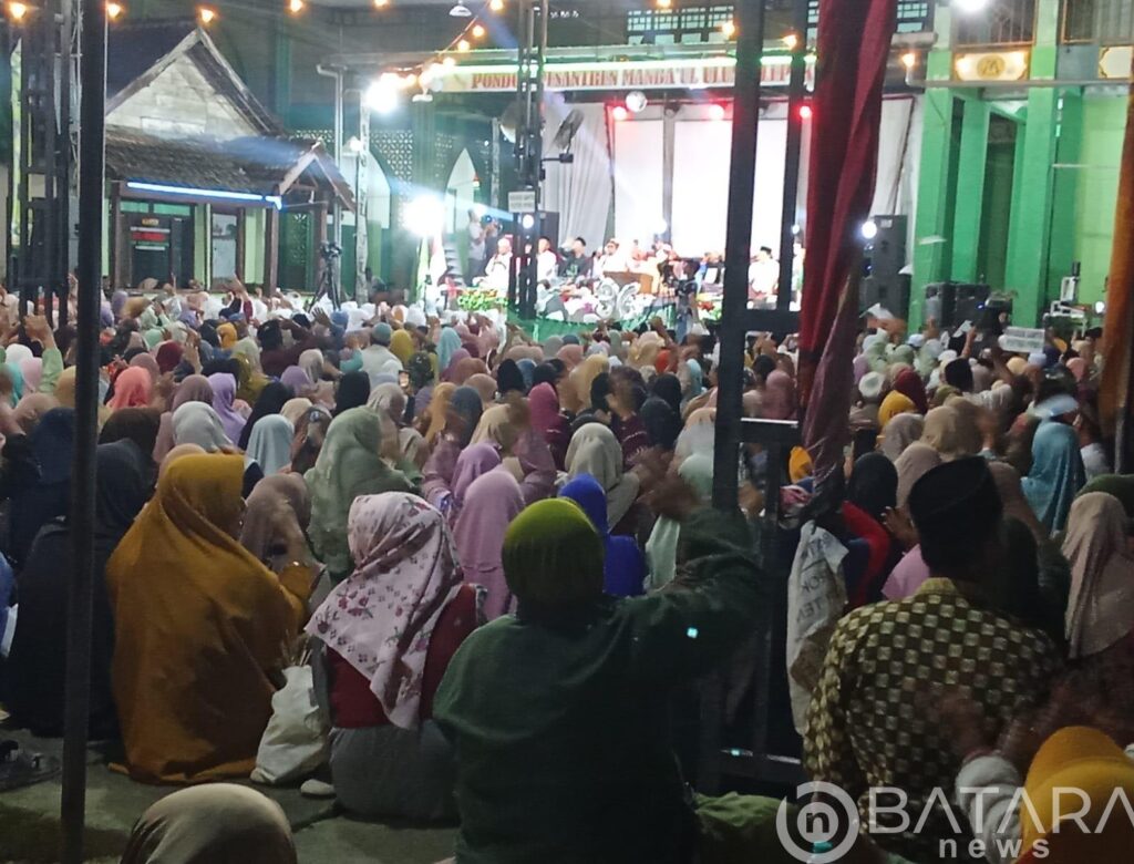 Milad ke-36 Ponpes Mamba’ul Ulum Sukses Digelar, Ribuan Jamaah Larut dalam Khidmat dan Gebyar Semangat