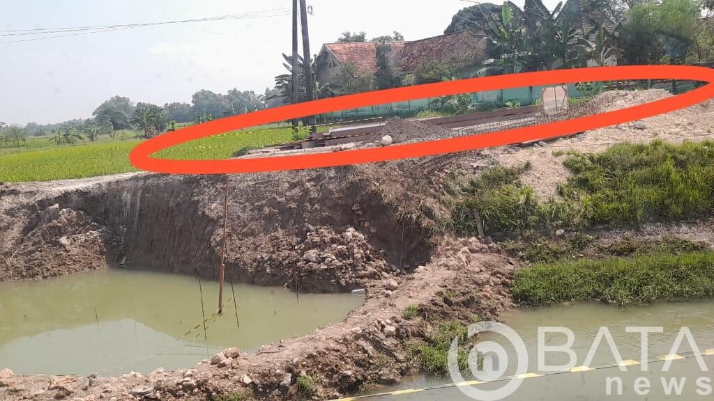 Pembangunan Jembatan Sambongrejo Diduga Abaikan Spesifikasi, Transparansi Publik Dipertanyakan