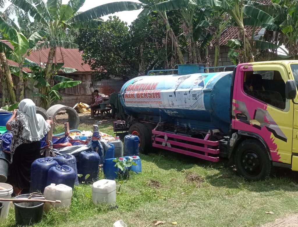 Di Tengah Kemarau Panjang, BPBD Jadi Penyelamat Setetes Harapan Warga Bojonegoro