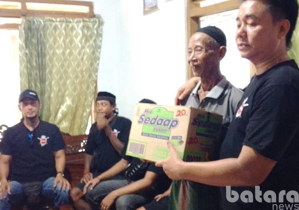 Yakuza Farm Berikan Tali Asih Kepada Keluarga Terdampak Aksi 13 Agustus 2025