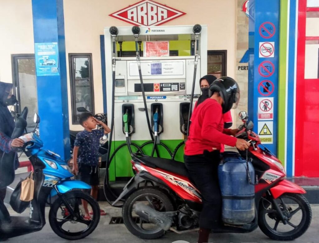 Diduga Layani Angsuan BBM Subsidi, SPBU 55.621.23 di Bojonegoro Terancam Sanksi Berat