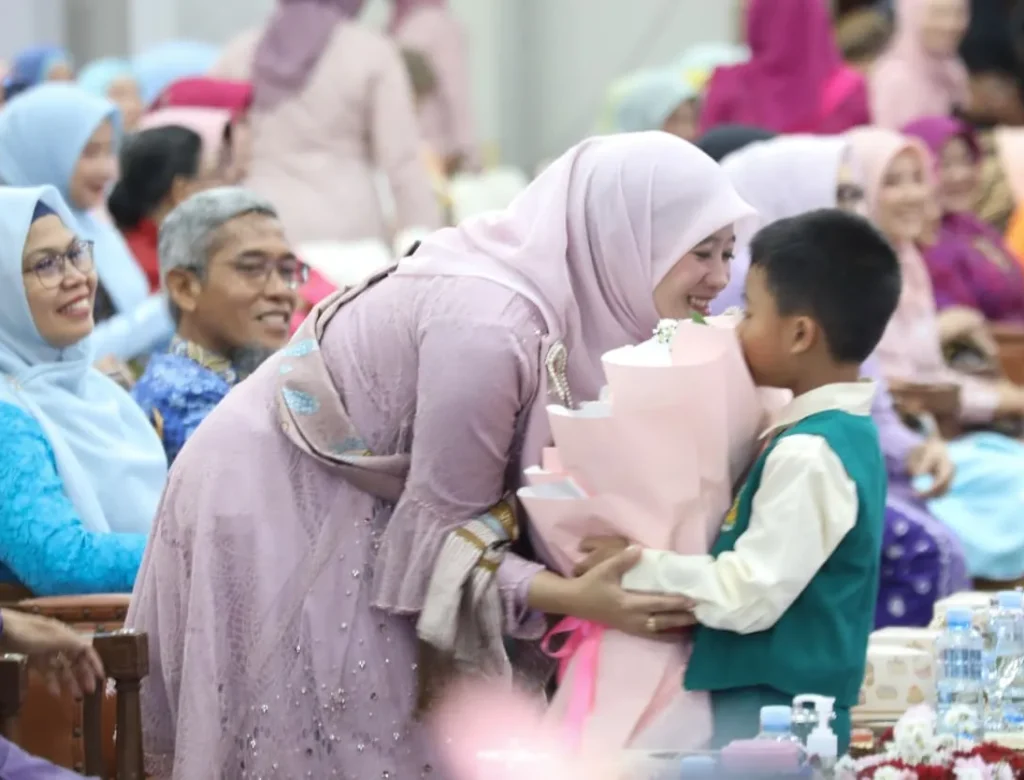 Hari Ibu di Jateng: Nawal Serukan Perangi Kekerasan & Ketimpangan Gender