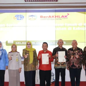 100 Sertifikat Konsolidasi Tanah Diserahkan di Banyumas, Tingkatkan Kualitas Wilayah