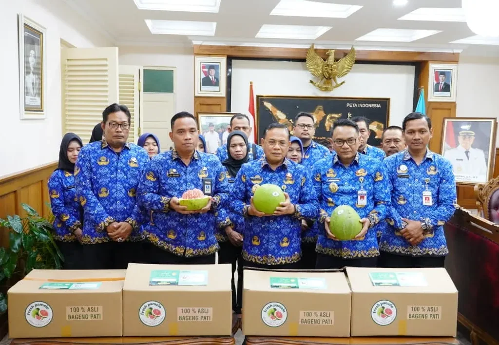 Bupati Pati Dorong Pamelo Mendunia: Kirim Jeruk ke Kepala Daerah Jateng