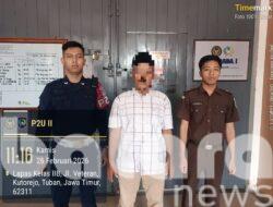 Detik-Detik Kades Tingkis Digiring ke Tahanan, Skandal Dana Sewa PT SBI Terkuak!