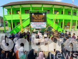 Semangat Hari Kartini, MA Al Abror Sukosewu Tanamkan Filosofi Keluarga “Naik Tangga Kehidupan” Lewat Ujian Praktik Pernikahan